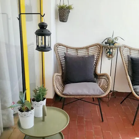 Charming In With Pool アパート ポルティマン