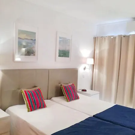 Charming In With Pool Portimao